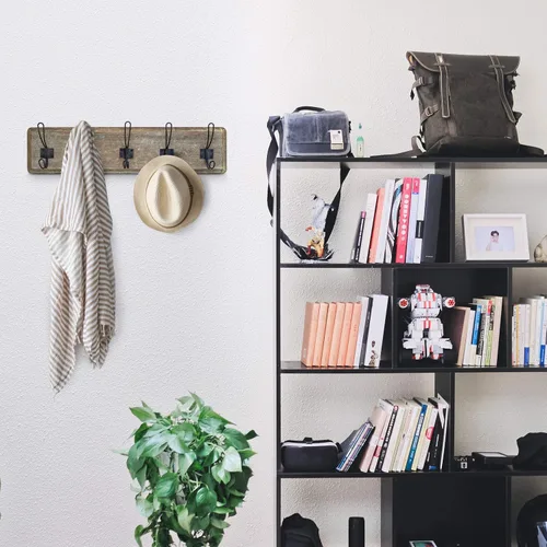 Vista 7 de HBCY Creations Perchero de pared rústico envejecido con 5 ganchos, ganchos de pared de pino macizo de 24 pulgadas para entrada, cuarto de servicio
