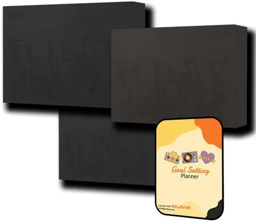 Vista 8 de Álbum D-DAY de Agust D (BTS Sugar) [versión aleatoria]+beneficios de preventa + mercancías digitales exclusivas inspiradas en K-POP de BolsVos