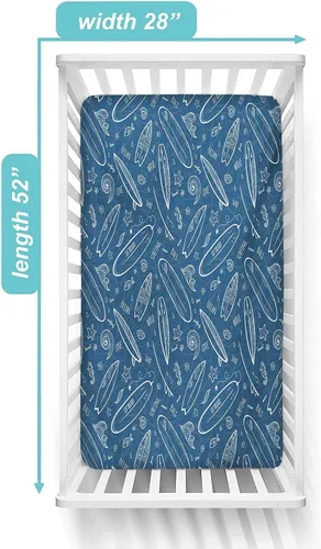 Vista 4 de Sábana bajera ajustable para cuna de tabla de surf, aguas azules, elementos oceánicos, ondas, espirales, dibujos, contornos blancos, Hobby Fun
