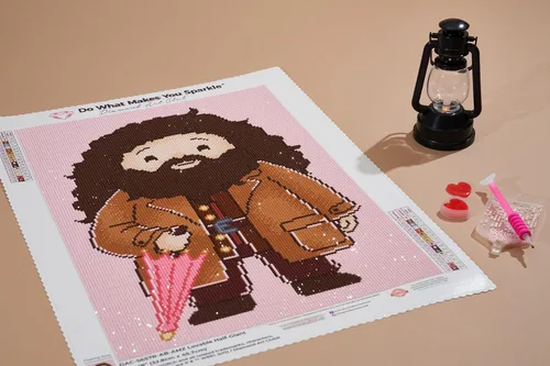 Vista 5 de DIAMOND ART CLUB Harry Potter Kit de Pintura de Diamante en Lienzo del Adorable Semi-Gigante, 13" x 18" (33.0 x 45.7 cm)
