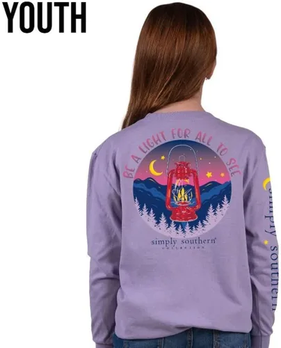 Vista 3 de Simply Southern Youth Be a Light for All to See Camiseta de manga larga para niña Preppy and Stylish Lilac Relaxed-Fit