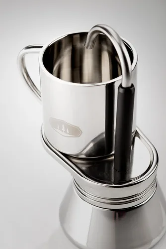 Vista 5 de GSI Outdoors, MiniEspresso Set Superior Backcountry Cookware desde 1985, 1 taza