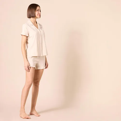 Vista 2 de Amazon Essentials - Conjunto de pijama de algodón modal con cuello de muesca y volantes para mujer Beige