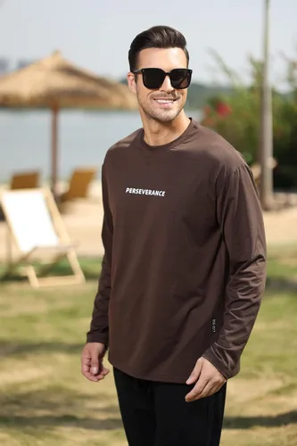 Vista 2 de YawYews Camisetas deportivas de moda para hombre, de manga corta, casual, lisas, sueltas, para entrenamiento, gimnasio, ropa urbana