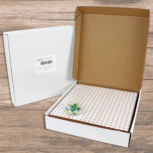 Vista 2 de Azulejos cuadrados de corcho de 12 x 12 pulgadas con parte trasera autoadhesiva, 1/2 pulgada de grosor, mini tablones de anuncios de pared