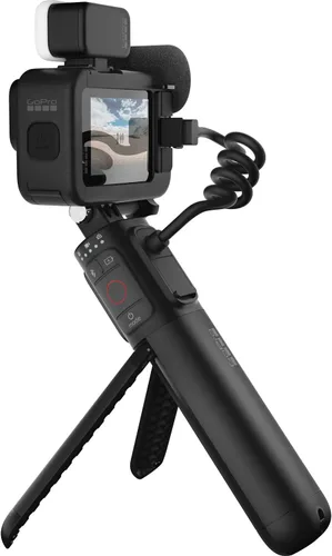 Vista 7 de Paquete GoPro HERO11 Black - Incluye cámara HERO11 Black, diadema + QuickClip y batería Enduro (total de 2)