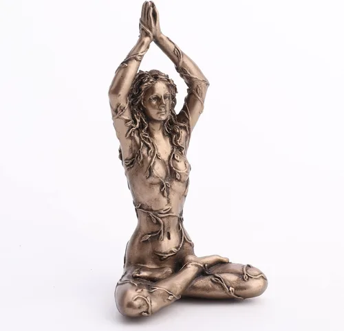 Vista 2 de Veronese Design 3 3/8" Earth Spirit Gaia Lotus Pose - Figura de resina pintada a mano con acabado de bronce