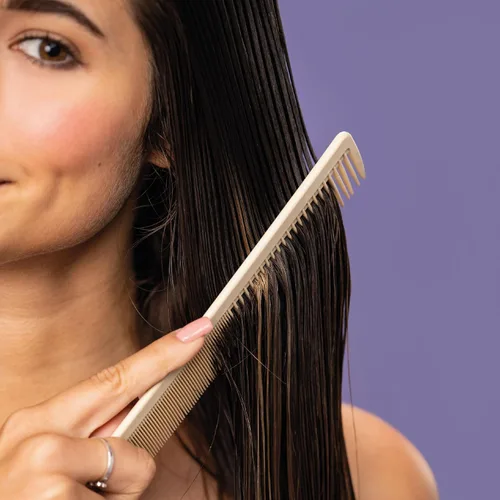 Vista 6 de MONAT Acondicionador de engrosamiento clínico IR – Acondicionador vegano para adelgazar el cabello con romero y menta – Reparación y acción