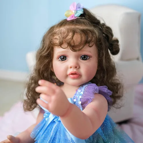 Vista 2 de Muñecas de bebé Reborn realistas de 22 pulgadas de silicona de cuerpo completo y aspecto de niño pequeño, muñecas Reborn realistas de pelo rizado