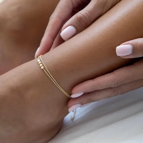 Vista 2 de Pancert Tobillera delicada de oro para mujer, chapada en oro de 18 quilates, con cuentas satélites, tobilleras de corazón con diamantes de imitación