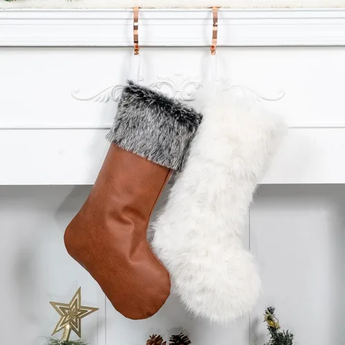 Vista 4 de GEX Nuevo Juego de 4 Botas de Navidad de 20.5 Pulgadas, Piel Sintética, Rojo, Negro, Escoceses de Búfalo, Estilo Falso, Decoración Rústica