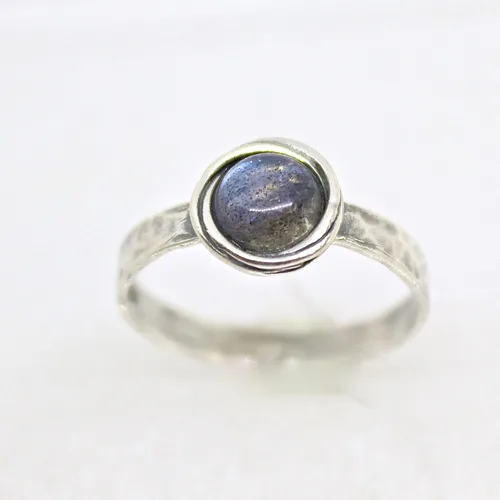 Vista 74 de Anillo de plata de ley con piedras preciosas para mujer, anillo apilable de piedra martillada, anillo de piedra natal