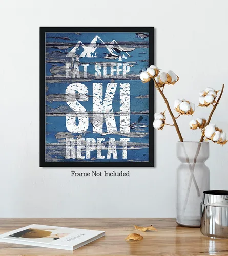 Vista 5 de Eat Sleep Ski Repeat Wall Decor Art Print sobre un fondo de madera azul – 11x14 sin marco con tema de esquí – Gran regalo para familiares y amigos