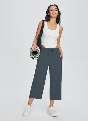 Vista 6 de BALEAF Pantalones capri de pierna ancha para mujer, pantalones holgados de secado rápido, bolsillos UPF50+ atléticos, casuales, entrenamiento, yoga