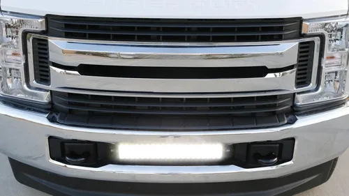 Vista 4 de iJDMTOY Kit de barra de luz LED de 20 pulgadas para montaje en rejilla inferior compatible con Ford 2017-2019 Pre-LCI F250 F350: barra de luz LED