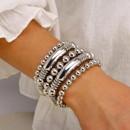 Vista 4 de Brazalete chapado en oro de 14 quilates para mujer, grueso, curvado, apilable, chapado en cuentas, pulseras elásticas