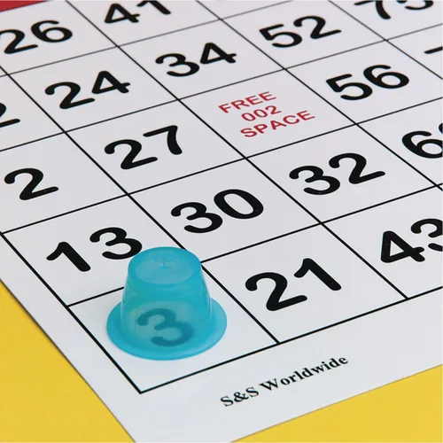Vista 2 de Apilamiento de fichas de bingo 3-D (paquete de 250)