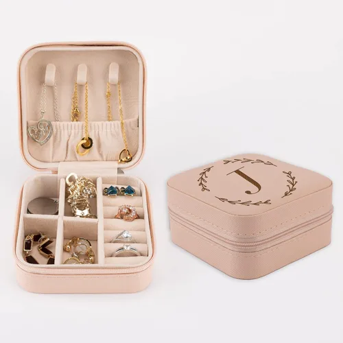 Vista 5 de Joyero personalizado con inicial J para niñas y mujeres, organizador de joyas de viaje para niñas, regalos de cumpleaños para amigos, caja
