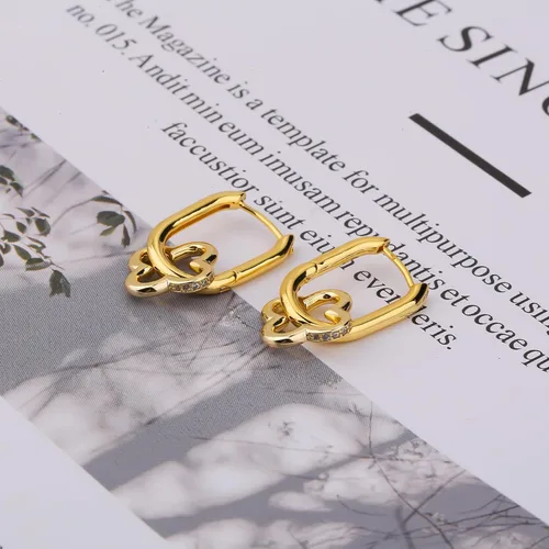 Vista 5 de ToHeart Aretes de trébol de oro para mujer, aretes de aro de trébol de oro de 14 quilates, ligeros, aretes de trébol de cuatro hojas, regalos