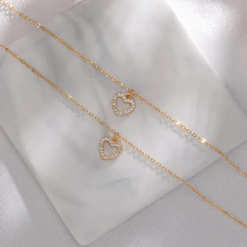 Vista 6 de Gold Layered Necklace for Women 14K Gold Plated Dainty Necklace Diamond Cross Heart Pearl Snake Pendant Necklace Herringbone Paperclip Chain Choker