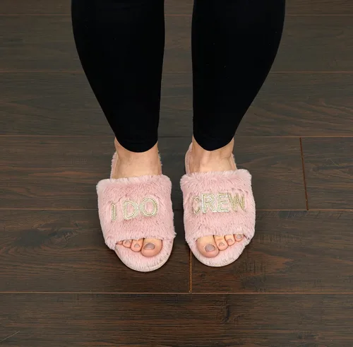 Vista 2 de Dearfoams Women's Giftable I Do & I Do Crew Bride Slippers for Weddings and Bachelorette Party