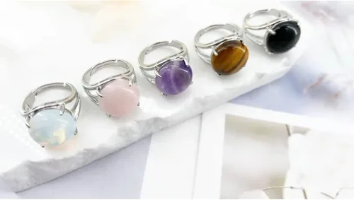 Vista 3 de TripleHub Juego de 5 anillos de piedra natural, vintage, tibetano, ajustable, curativo, de cristal, para mujeres y hombres, accesorios de joyería a