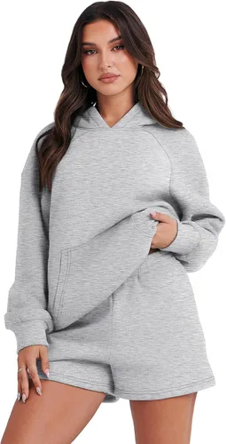 Vista 2 de ATHMILE Conjunto de 2 piezas de gran tamaño con capucha y pantalones cortos para mujer, conjunto de otoño 2023 de manga larga y sudadera acogedora
