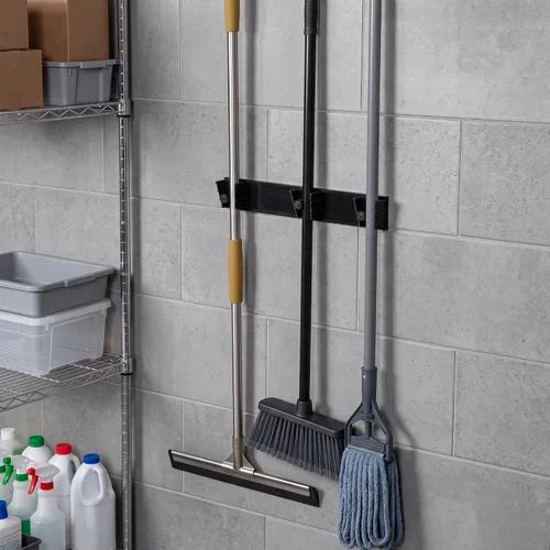 Vista 4 de Restaurantware Soporte para trapeador de 17.7 pulgadas, plástico negro, 3 ranuras personalizables, tornillos incluidos