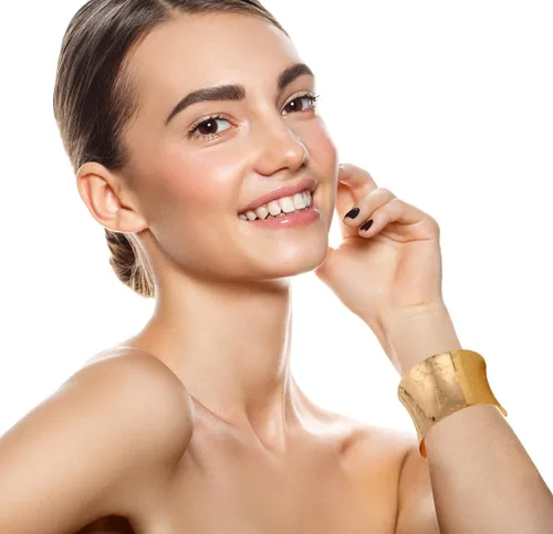 Vista 4 de WAINIS 2 pulseras para mujer, pulseras anchas abiertas de oro y plata, pulsera ajustable para regalo de joyería