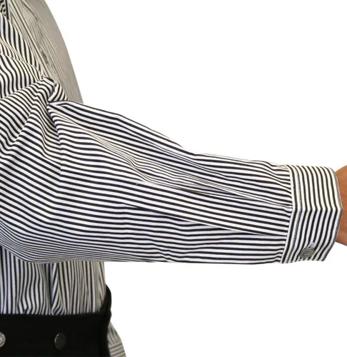 Vista 2 de Historical Emporium Camisa de vestir de algodón con cuello de club banquero para hombre, recreación formal del disfraz del período victoriano Negro