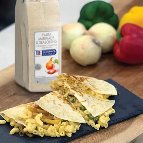 Vista 5 de McCormick Culinary Fajita Marinada y Condimento, 30 oz