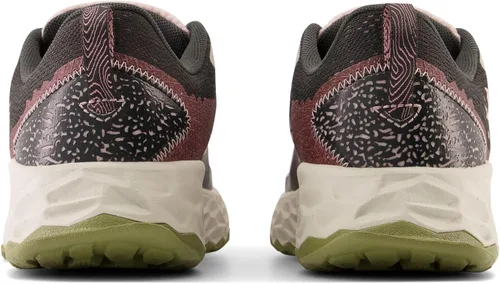 Vista 5 de New Balance Fresh Foam Hierro v7 para niña (niño grande)