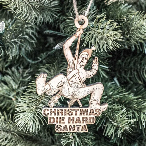 Vista 2 de Adorno - Papá Noel de Die Hard de Navidad - Madera en Bruto 10x8 cm