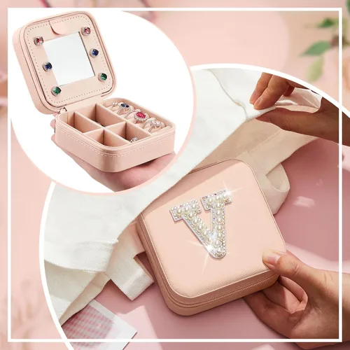 Vista 5 de Joyero de viaje con inicial, mini organizador de joyas rosa con espejo, anillo de viaje, aretes, soporte de joyería para mujeres, niñas, mamá