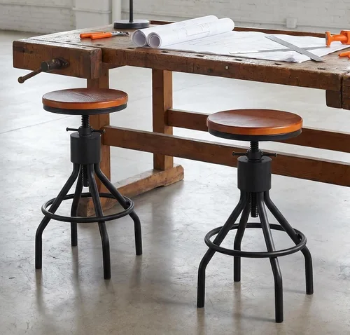 Vista 6 de Juego de 2 taburetes de bar industriales, taburete giratorio de altura ajustable con asiento de madera maciza, silla de bar con marco de hierro