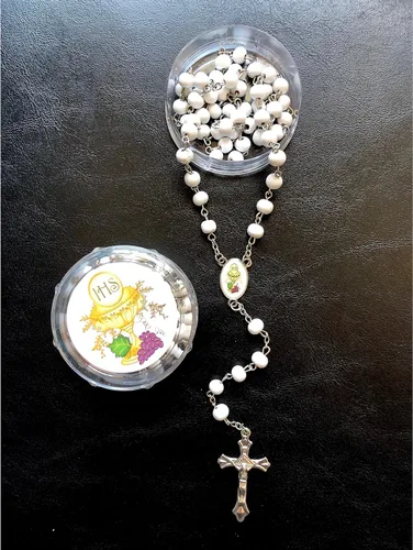 Vista 3 de YRP Rosarios de madera perfumados blancos para primera comunión, recuerdos de fiesta, recuerdos, rosario, 12