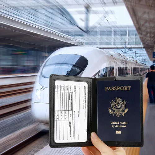 Vista 6 de Funda de cuero para pasaporte - Cartera de pasaporte de viaje para mujeres y hombres, artículos esenciales para el aeropuerto con protector, Negro