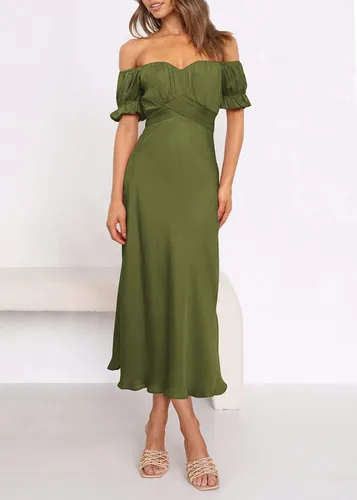 Vista 3 de KIRUNDO Vestido midi de satén para mujer, con hombros descubiertos, fruncido, fruncido, para boda, fiesta, cóctel, formal, 2023