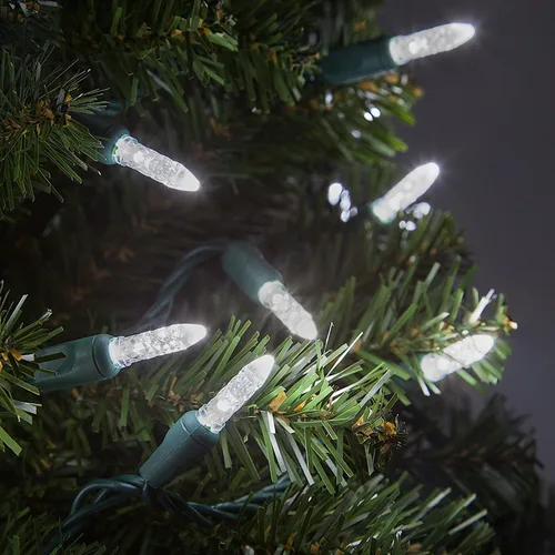 Vista 5 de 50 luces LED M5 blancas frías para Navidad, tira de mini luces de calibre comercial para interiores/exteriores con cable verde de 17 pies