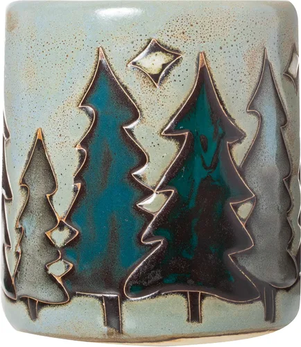Vista 2 de Una (1) MARA STONEWARE COLLECTION – Taza de café coleccionable de 16 onzas – Diseño de pinos