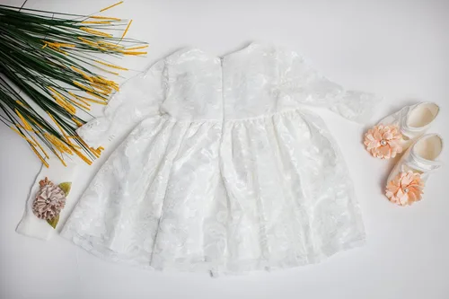 Vista 6 de Vestido de niña recién nacida, bautizo, vestido blanco bordado de encaje para bebé 0-3, vestido de niña de flores recién nacidas