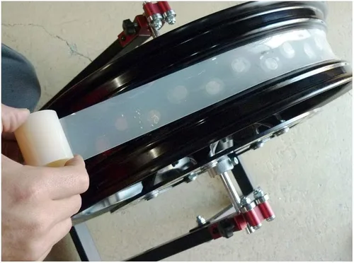 Vista 3 de Kit Tubeless para Benelli TRK 502 X Rueda de radios 19 × 3.00MT 17 × 4.25MT FR304D OUTEX