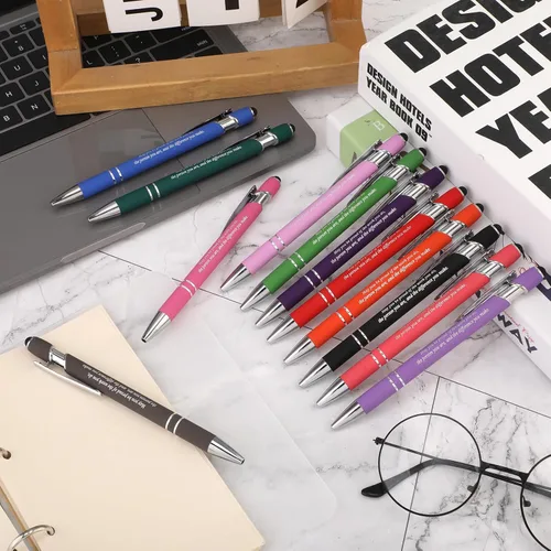 Vista 5 de Fuutreo 12 bolígrafos inspiradores con citas motivacionales, para compañeros de trabajo, oficina, profesores, tinta negra de 0.039 pulgadas