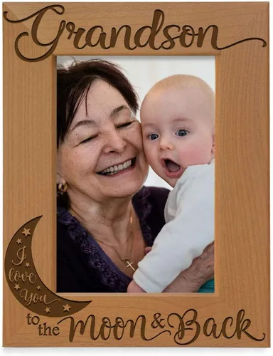 Vista 9 de KATE POSH Marco de fotos de madera grabado para nieta con texto en inglés "I Love You to the Moon and Back", regalos para abuelos, Navidad
