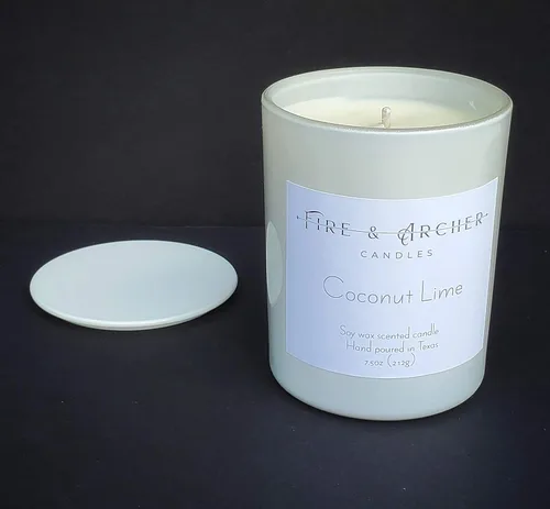 Vista 2 de Coconut Lime soy candle