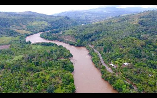 Vista 8 de Sashapure Tratamiento capilar suavizante y brillante con aceite de Sacha Inchi, elimina el encrespamiento, protección térmica, peinado y acabado