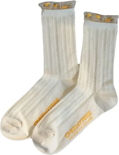 Vista 2 de CYee 3 pares de calcetines transparentes con rosas florales para mujer, calcetines elásticos de Fairycore tobilleros medianos de vidrio fino Grunge