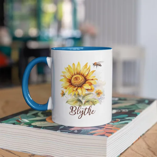 Vista 2 de Taza personalizada para amantes de los girasoles con nombre, regalos personalizados para amantes de las flores, taza de café de cerámica