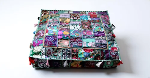Vista 23 de CRAFT KALA Funda de Puf Tradicional de Retazos Cuadrada India Pufs de Sala de Estar India Otomana de Diseñador Bordada Decorativa Hogar Vida Rosa