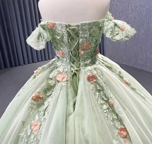 Vista 5 de Mauuwy Vestidos de quinceañera de flores florales de encaje de princesa, vestido de baile de tul brillante hinchado dulce 16 vestidos para fiesta